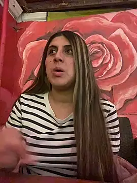 Snapshot of girl_anni chatting on September 27, 12:59 am girl anni online show from September 27, 12:59 am