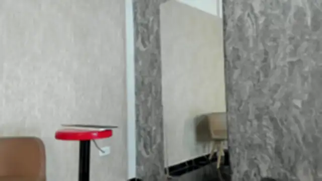Snapshot of Violetrousse chatting on March 14, 7:12 pm Violetrousse online show from March 14, 7:12 pm