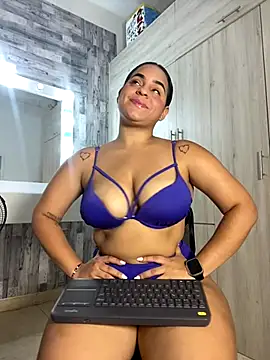 Violetrousse online show from December 22, 7:55 pm