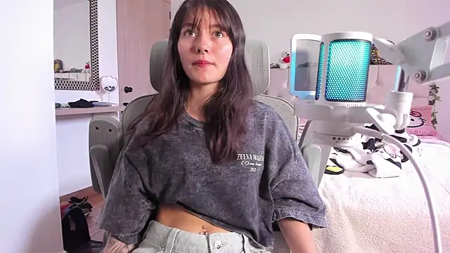 Snapshot of Sakito_Tokio chatting on October 30, 4:52 pm Sakito Tokio online show from October 30, 4:52 pm