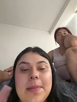 alissonfernandez  online show from March 1, 7:04 pm