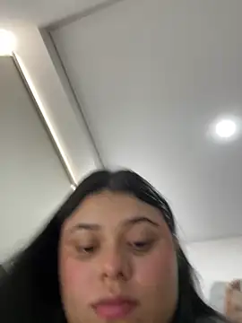 alissonfernandez  online show from March 12, 2:45 pm