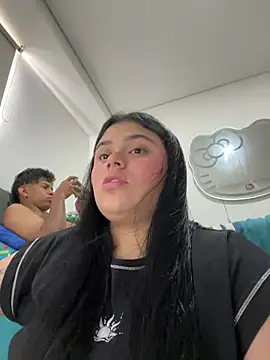 alissonfernandez  online show from March 15, 5:15 pm