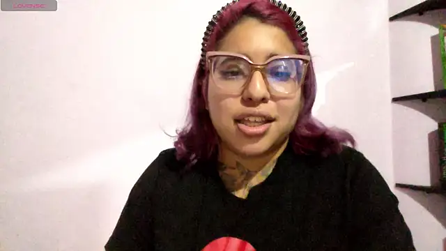 kittyjohns1 online show from December 5, 12:19 am