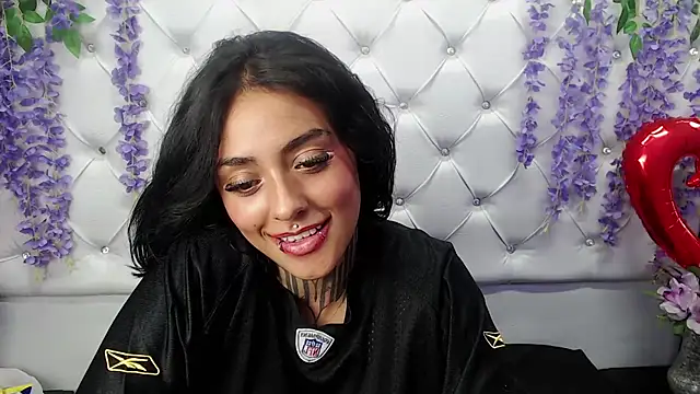 Snapshot of Lovely_celeste chatting on March 11, 6:10 am Lovely celeste online show from March 11, 6:10 am