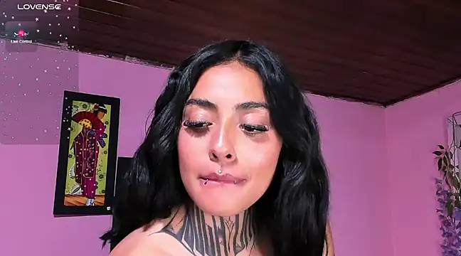 Snapshot of Lovely_celeste chatting on March 18, 9:52 am Lovely celeste online show from March 18, 9:52 am
