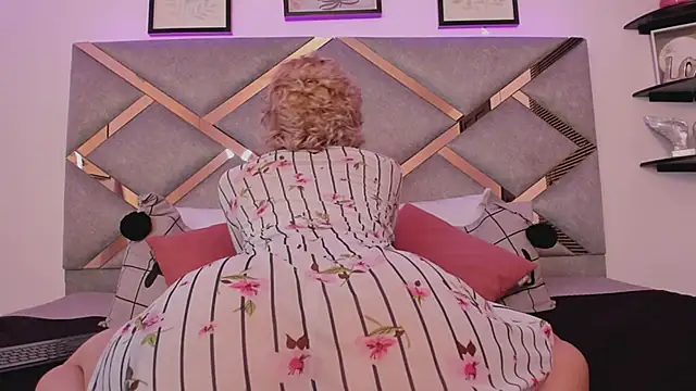 marian pinzon online show from February 7, 2:40 am