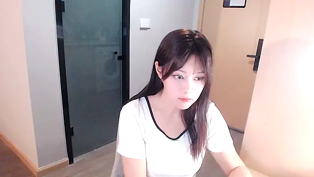 puppy-mango online show from December 4, 9:07 am