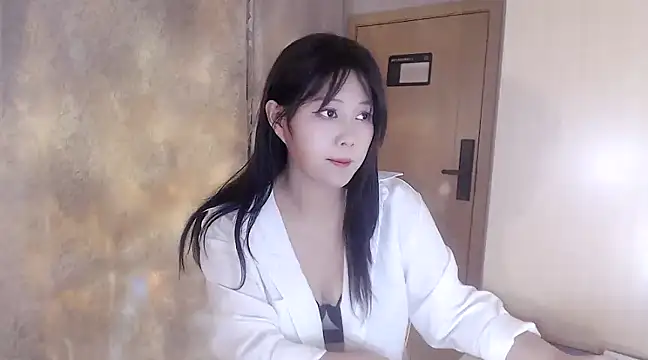 Snapshot of puppy-mango chatting on December 12, 8:36 am puppy-mango online show from December 12, 8:36 am