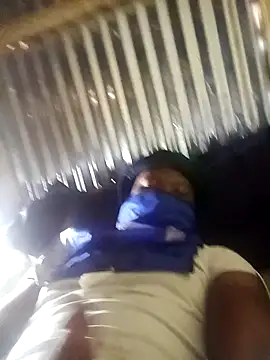 Snapshot of AquaticPlosion chatting on March 2, 10:33 am AquaticPlosion online show from March 2, 10:33 am