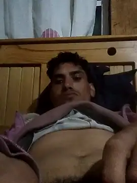 GaMeCrAc1 online show from January 22, 8:40 am