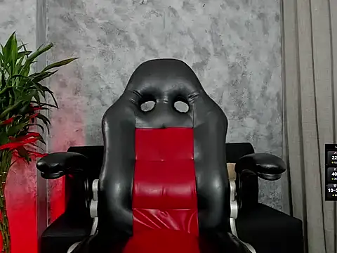 boyc022  online show from February 12, 10:21 am