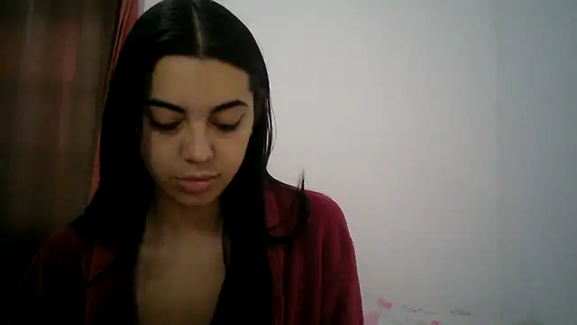 Snapshot of isabella048 chatting on September 10, 7:14 pm isabella048 online show from September 10, 7:14 pm
