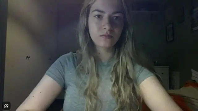 Snapshot of ROSIEx_sweet chatting on December 17, 7:58 am ROSIEx sweet online show from December 17, 7:58 am