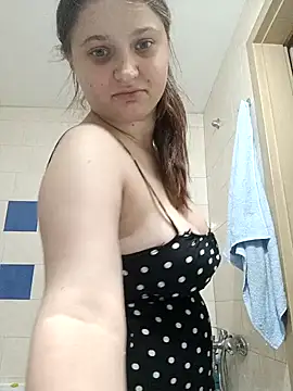 Snapshot of kila_lo chatting on January 18, 9:34 pm kila lo online show from January 18, 9:34 pm