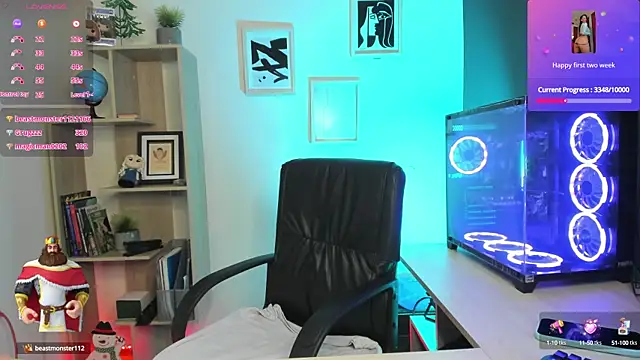 Sue Wolls online show from December 17, 2:11 pm