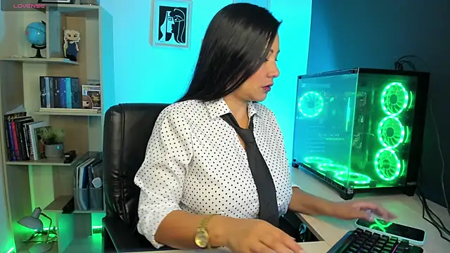 Sue Wolls online show from January 12, 3:03 pm