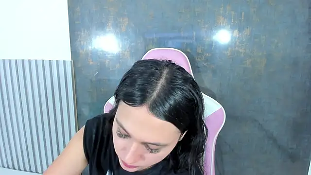 Snapshot of lana_boomer chatting on October 5, 7:23 pm lana boomer online show from October 5, 7:23 pm