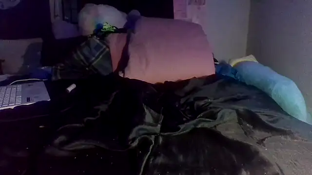 ATwinkie online show from March 6, 6:30 am