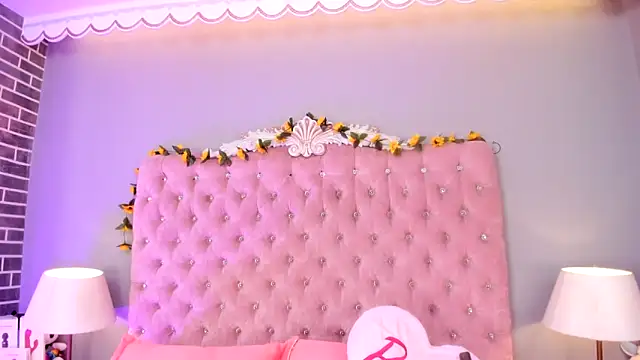 MadissonRey online show from June 17, 11:56 am