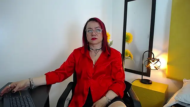 Lupiita223 online show from October 3, 1:08 pm