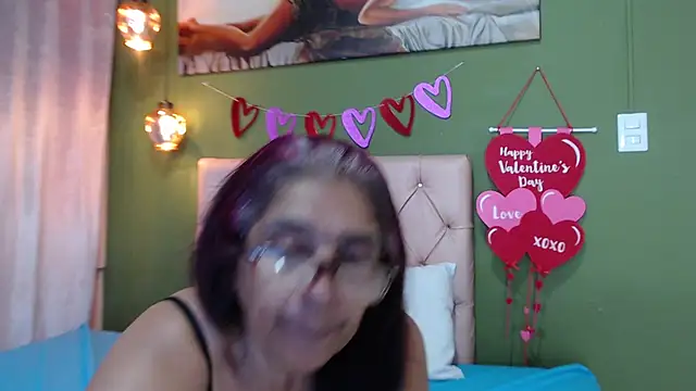 renata milf  online show from February 15, 4:34 pm