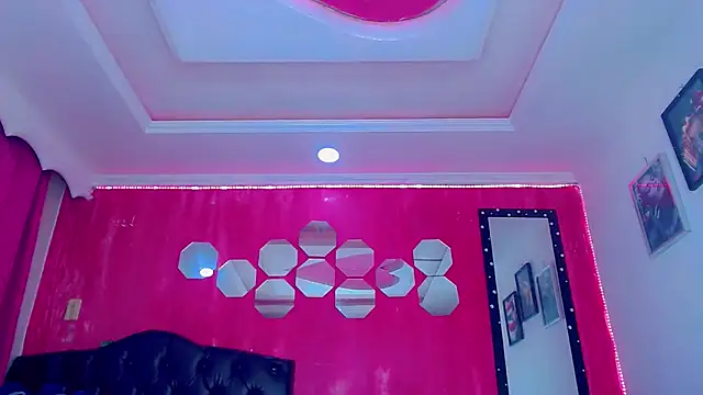 TiffanyMackensyy online show from November 9, 1:37 am