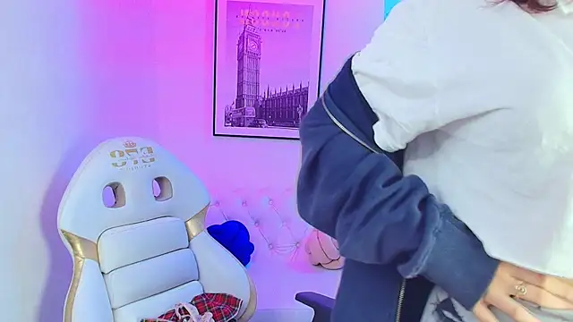 Theia moon online show from January 6, 12:35 pm