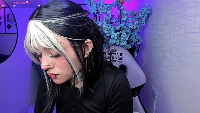 Theia moon online show from November 8, 5:07 am