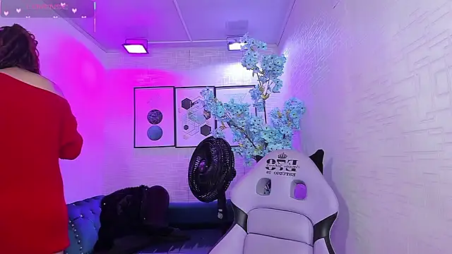 Theia moon online show from January 7, 1:13 pm