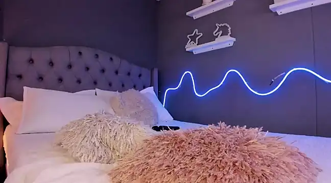 MadyLust online show from January 25, 2:47 am