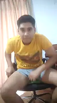 estudiante69 online show from December 30, 10:55 pm