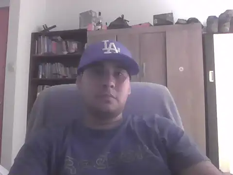 estudiante69 online show from February 20, 7:58 pm