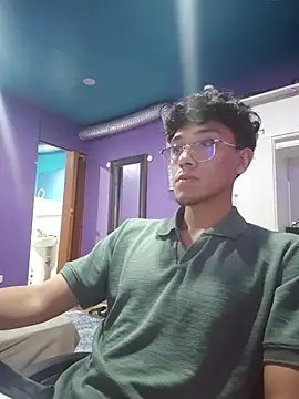 Snapshot of Fabpingon chatting on September 10, 8:47 am Fabpingon online show from September 10, 8:47 am