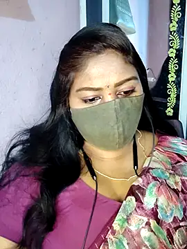 RomeoJuliet345 online show from March 27, 4:07 pm