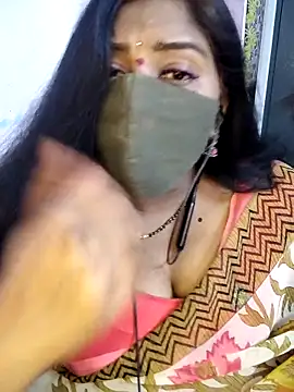 RomeoJuliet345 online show from April 2, 3:53 pm