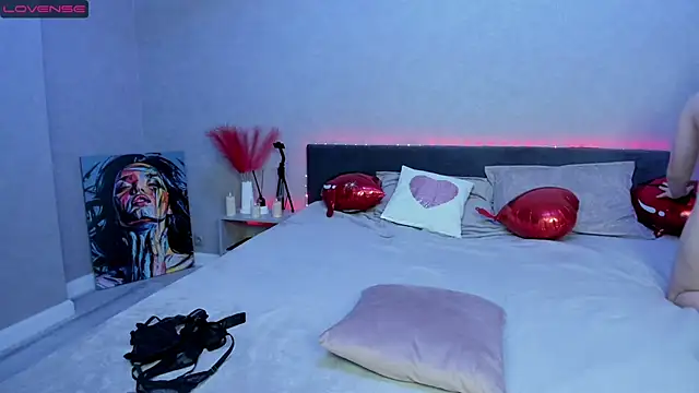 BritneyLix online show from March 8, 5:54 pm