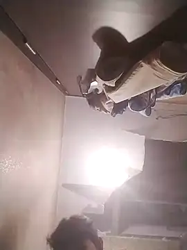 jenilmax online show from December 5, 10:55 am