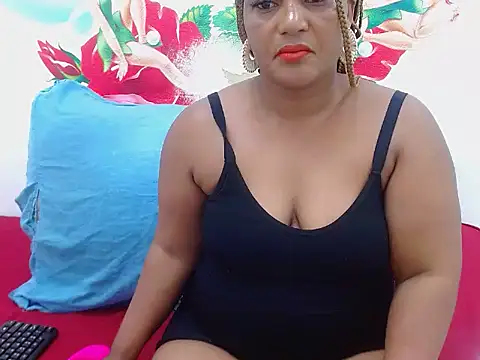 SexyEbony37X online show from December 5, 9:29 am