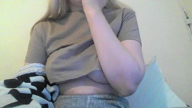 bunnyamy online show from January 19, 2:49 pm