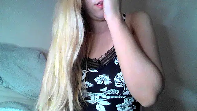 bunnyamy online show from February 10, 9:25 pm