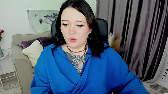 MoonLghte online show from March 8, 12:33 am