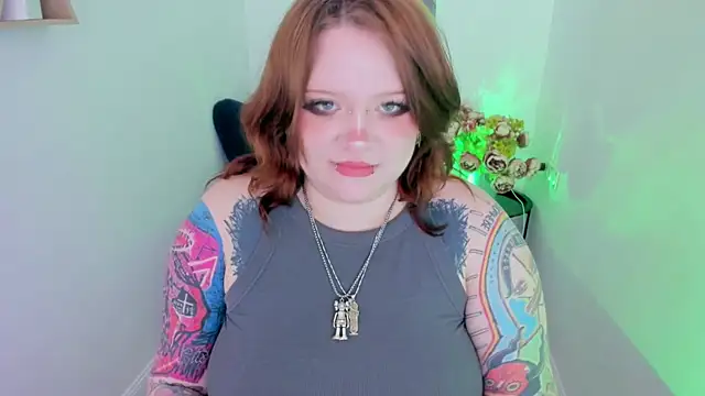 MoonLghte online show from March 19, 3:32 am