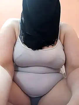 Snapshot of big_yoyo chatting on February 17, 2:37 pm big yoyo online show from February 17, 2:37 pm