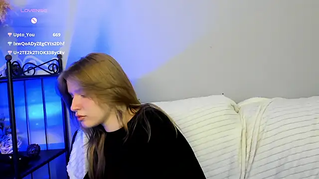 EvaStevs online show from January 6, 4:15 am