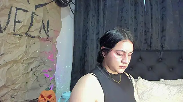 jenifer  power10 online show from October 31, 11:22 am