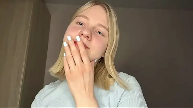 OdelinaFicken online show from February 13, 7:59 am