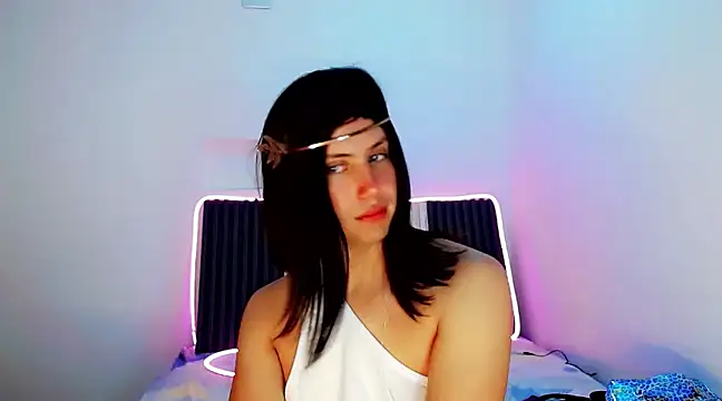 Oxana-Novikov online show from December 1, 7:25 pm