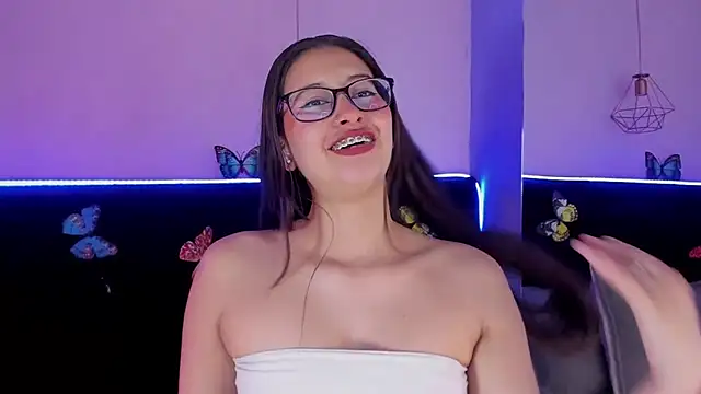 Snapshot of Anastasia_Whitee chatting on February 15, 2:30 am Anastasia Whitee online show from February 15, 2:30 am