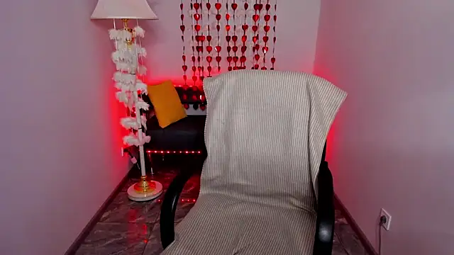 Angelina Clarks online show from March 12, 4:24 pm